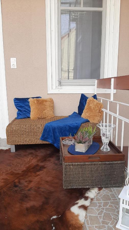 Glamour Apartman Дьюла Экстерьер фото